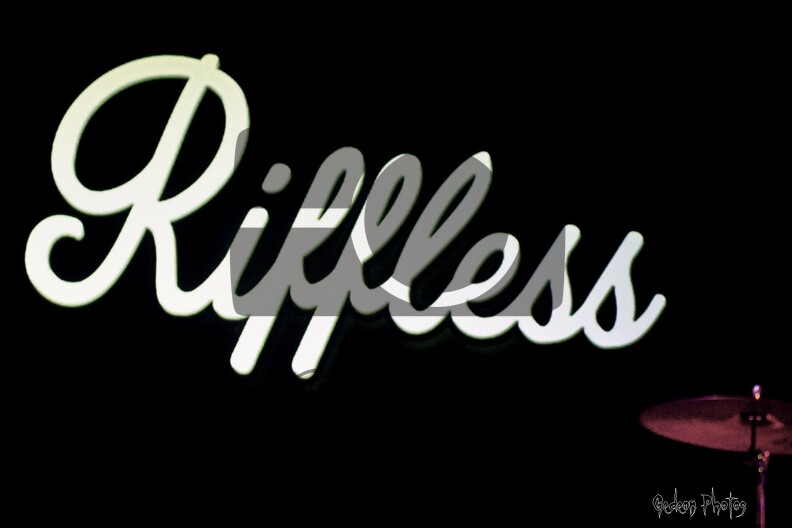 Riffless_001.jpg